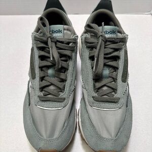 Reebok CL Legacy B-grade FY7560 Green Running Men shoes size 6 - New Without Box